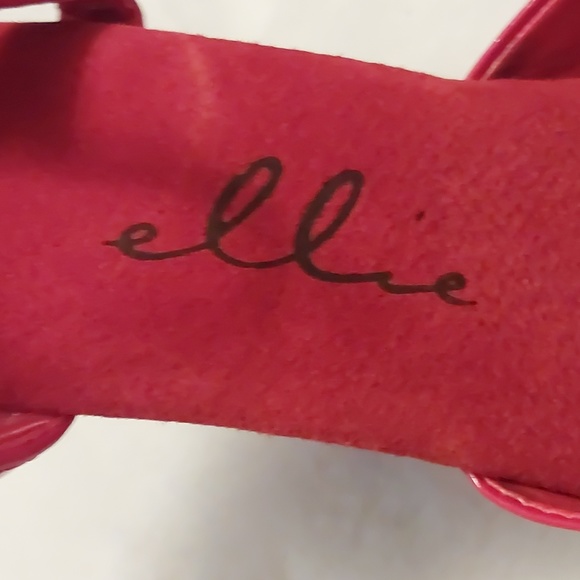 Red patent Ellie platform heels - Picture 3 of 5